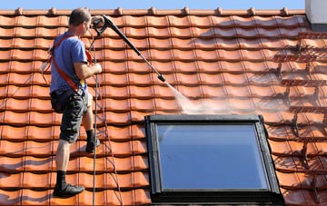 roof cleaning Collins Green